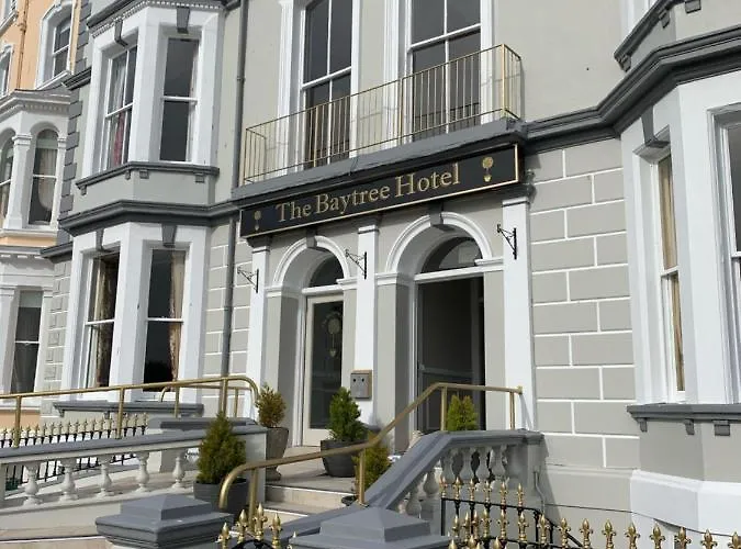 Explore Llandudno Hotels on the Front - Uncover the Perfect Stay in Llandudno