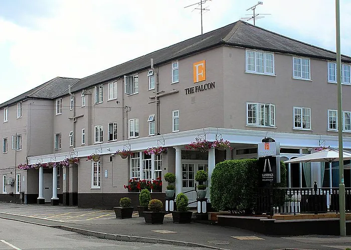 Hotels in Farnborough GU14: Your Guide to Accommodations in Hampshire