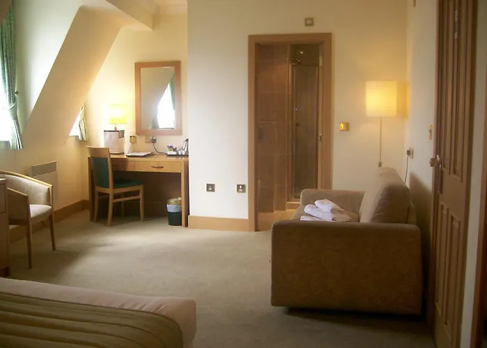 Best Blackpool Hotels with 4-Star Swimming Pools