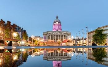 Why You Should Visit Nottingham and Where to Stay